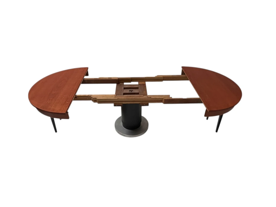 Art Deco Modernist Round Extendable Dining Room Table by Hendrik Wouda, 1931
